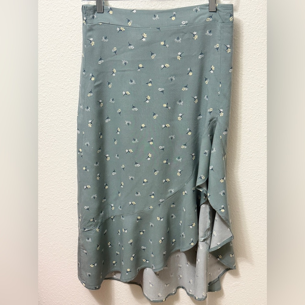 Floral Wrap Midi Skirt M Ruffle Hem Feminine Summer